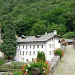 Crierel 旅馆