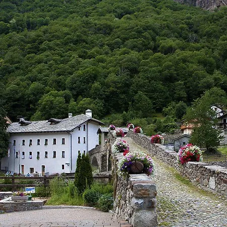 Crierel Hostel