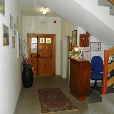 Hostel Crierel