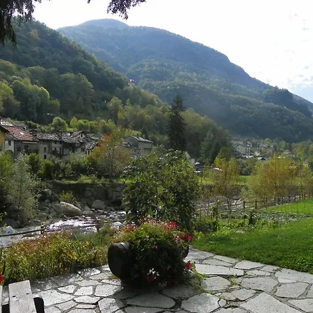 Crierel Hostel Lillianes