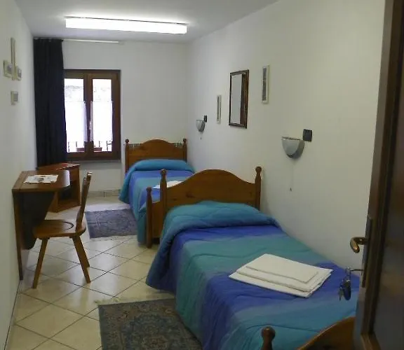 Crierel بيت شباب