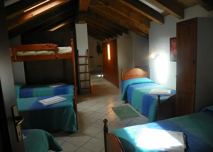 Crierel بيت شباب Lillianes