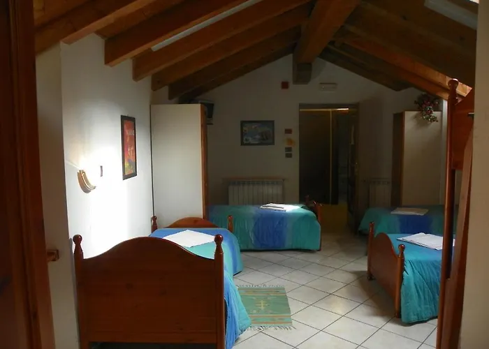 Crierel بيت شباب