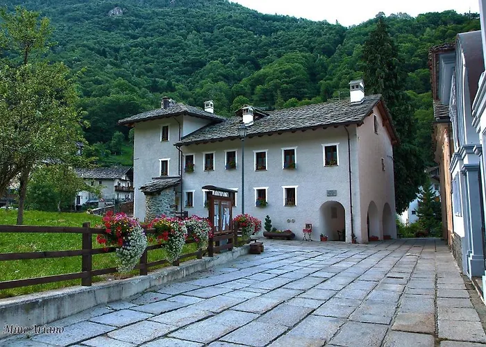 بيت شباب Crierel Lillianes